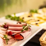 Ukiel Wellness & Hotel Olsztyn (Warmian-Masurian)