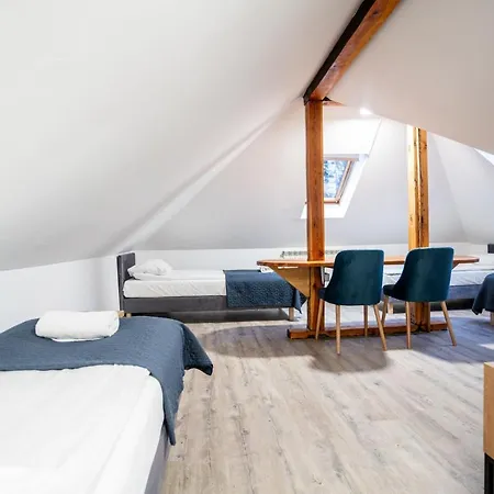 Ukiel Wellness & Отель Ольштын