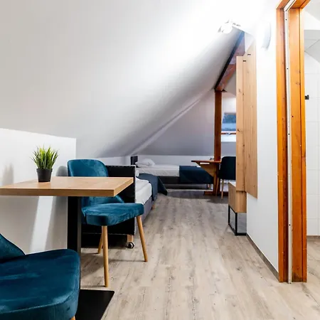 Ukiel Wellness & Отель Ольштын