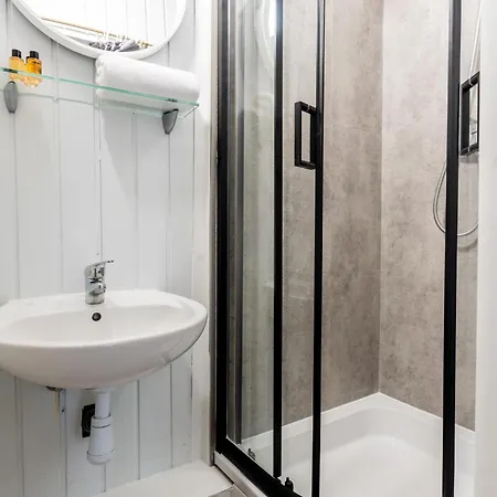 Pirat & Spa-hotel Z Basenem