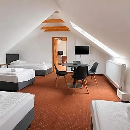 Ukiel Wellness & Hotel