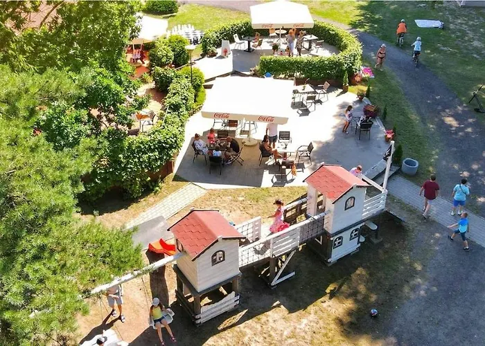 Ukiel Wellness & Szálloda 3*